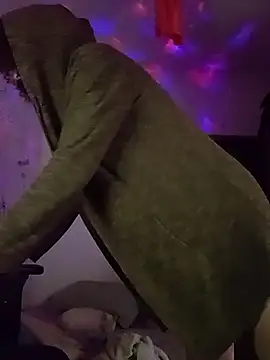 Snapshot of SuccubusTatuada chatting on November 25, 7:52 am SuccubusTatuada online show from November 25, 7:52 am