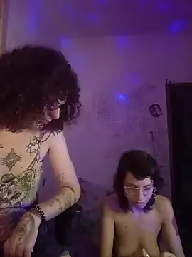 Snapshot of SuccubusTatuada chatting on January 14, 12:38 am SuccubusTatuada online show from January 14, 12:38 am