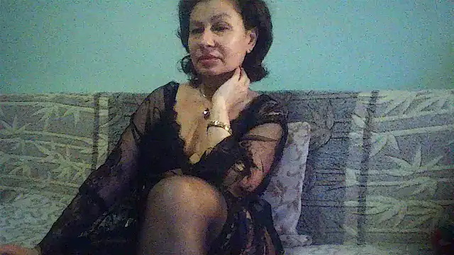 Mat Elenore online show from December 12, 7:30 am