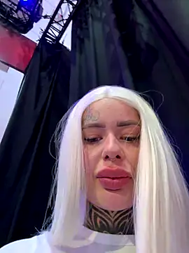 Snapshot of bambixboo chatting on September 28, 11:04 am bambixboo online show from September 28, 11:04 am