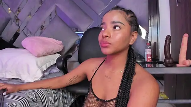 Iris hott1 online show from January 17, 3:01 am