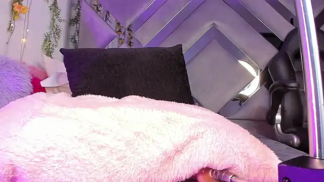 Iris hott1 online show from March 13, 12:16 am