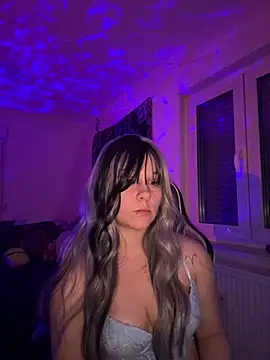 Snapshot of kinkygirl420x chatting on March 3, 9:15 pm kinkygirl420x online show from March 3, 9:15 pm