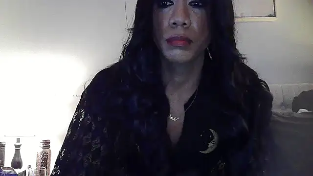 Snapshot of CaramelDipper chatting on February 6, 5:25 am CaramelDipper online show from February 6, 5:25 am