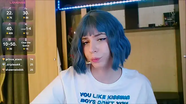 FemAlexa  online show from December 4, 8:51 pm