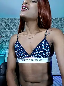 Snapshot of Elektra_Queen chatting on December 20, 4:25 pm Elektra Queen online show from December 20, 4:25 pm