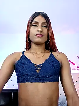 Snapshot of Elektra_Queen chatting on January 16, 1:36 pm Elektra Queen online show from January 16, 1:36 pm