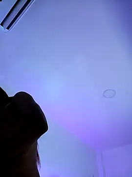 Snapshot of Elektra_Queen chatting on October 22, 1:00 pm Elektra Queen online show from October 22, 1:00 pm