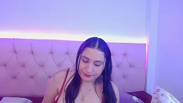Little Cuttie  online show from January 25, 3:51 am