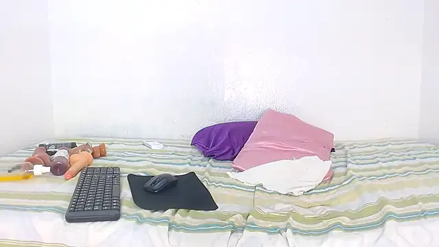 Snapshot of churcavagina40 chatting on December 27, 4:15 am churcavagina40 online show from December 27, 4:15 am