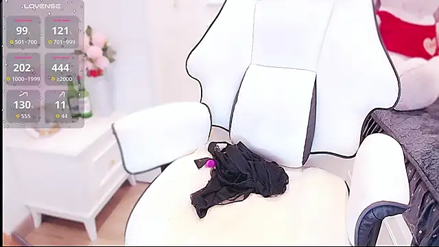 PimChanOK online show from October 8, 12:47 pm