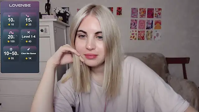 Snapshot of pawpaws chatting on October 16, 4:19 pm pawpaws online show from October 16, 4:19 pm