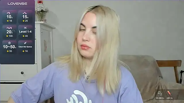 Snapshot of pawpaws chatting on October 30, 9:00 am pawpaws online show from October 30, 9:00 am