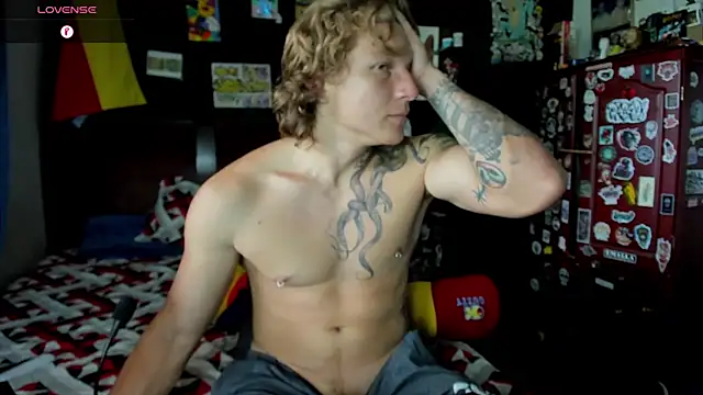 Tom Krakow online show from November 5, 7:14 pm