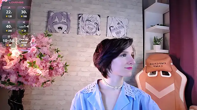 Violet Veliya online show from February 8, 3:10 pm