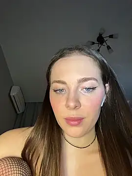 -SweetDi- online show from January 9, 7:04 pm