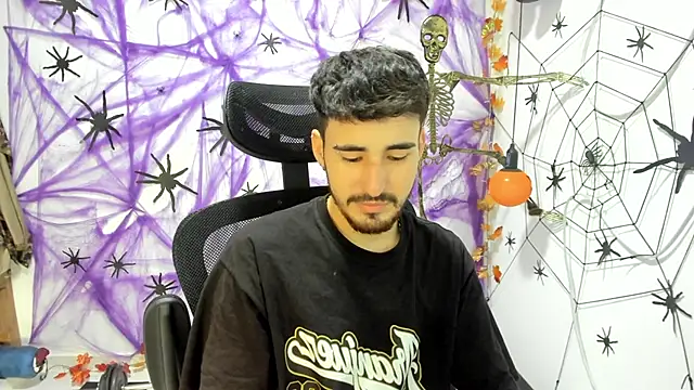 DmitriSanders online show from October 9, 8:40 pm