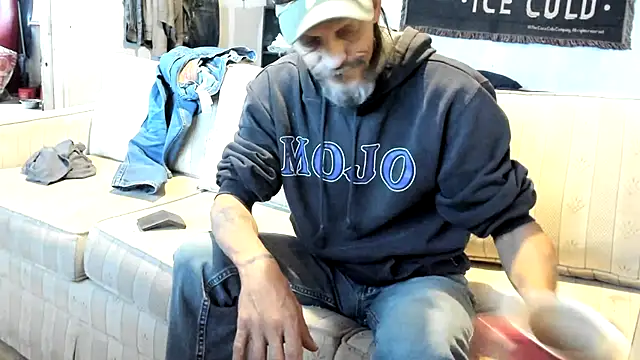 jayshort786 online show from November 1, 4:20 pm