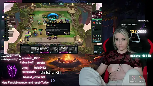 Lisaonthemoon online show from January 25, 11:32 pm