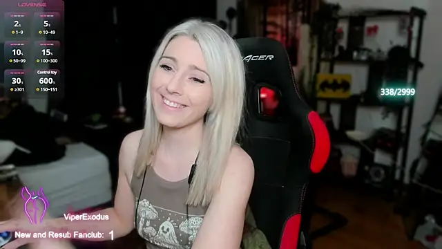 Lisaonthemoon online show from March 19, 4:34 pm