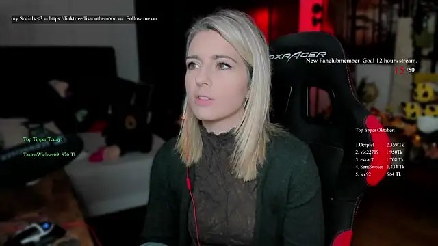 Lisaonthemoon online show from October 5, 7:34 pm