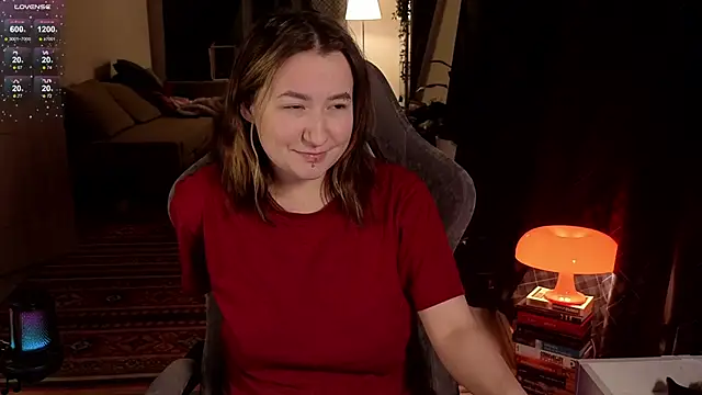Snapshot of Megan__Hart chatting on February 21, 11:43 pm Megan Hart online show from February 21, 11:43 pm