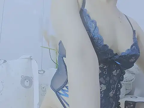 Linh diudang online show from September 20, 2:34 am