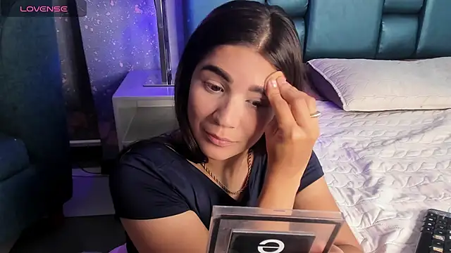 bellaa becca online show from November 23, 6:41 pm