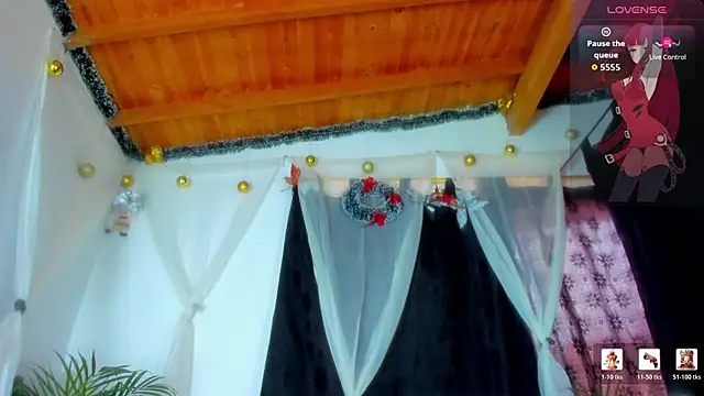 Snapshot of esteveen_ortegas_ chatting on February 13, 2:35 pm esteveen ortegas online show from February 13, 2:35 pm