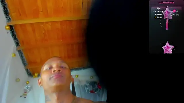 Snapshot of esteveen_ortegas_ chatting on February 20, 11:49 pm esteveen ortegas online show from February 20, 11:49 pm