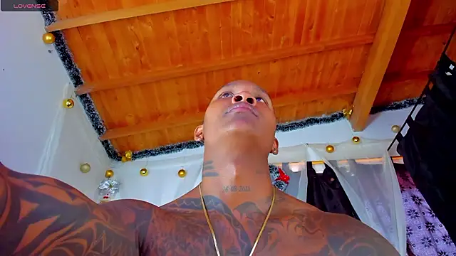 Snapshot of esteveen_ortegas_ chatting on March 16, 3:38 pm esteveen ortegas online show from March 16, 3:38 pm