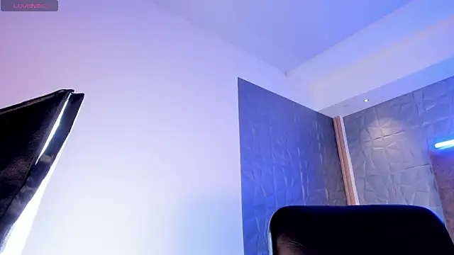 alicee smithh1 online show from November 29, 7:50 pm