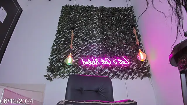 Brianna Stars online show from December 7, 8:27 pm