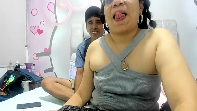 KEYRA-MILLER- online show from May 14, 1:56 am