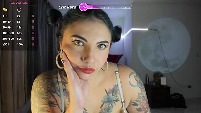 Snapshot of black_wiidow chatting on October 3, 3:03 am black wiidow online show from October 3, 3:03 am