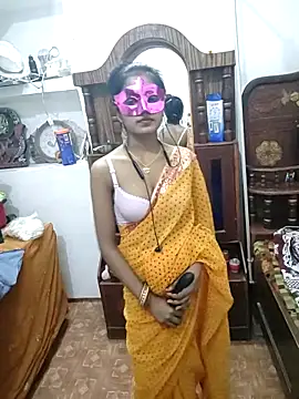 RADHA95 online show from March 17, 4:22 pm