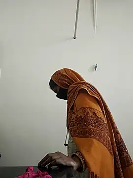 RADHA95 online show from March 18, 2:36 am