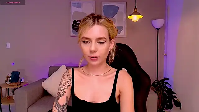 MirandaShaw online show from January 13, 11:49 pm