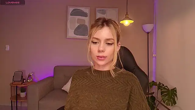 MirandaShaw online show from February 10, 2:41 am