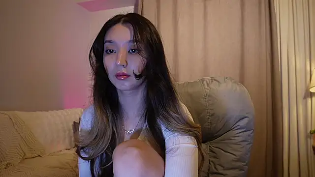 Sarasuo1 online show from June 12, 2:38 pm