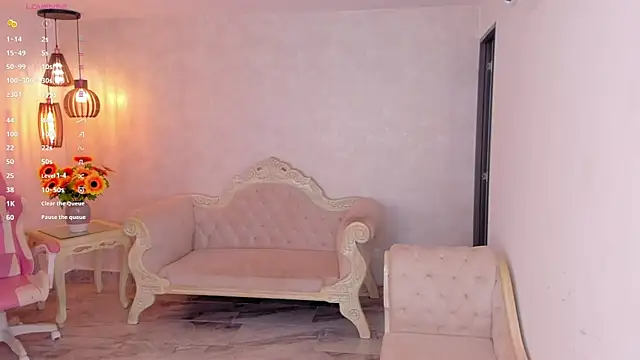 shantallknowless online show from November 10, 11:31 am