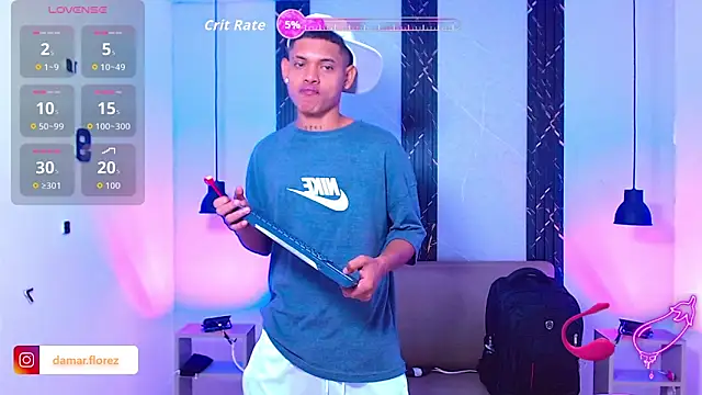 Damar fhelipe online show from September 21, 4:47 am