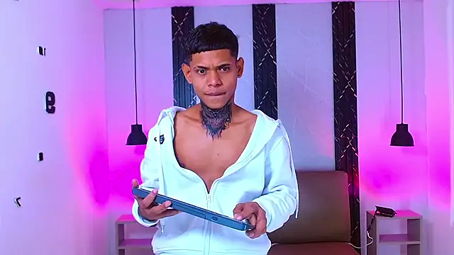 Damar fhelipe online show from October 5, 4:11 am