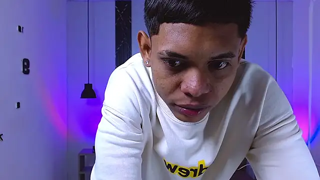 Damar fhelipe online show from October 16, 4:02 am