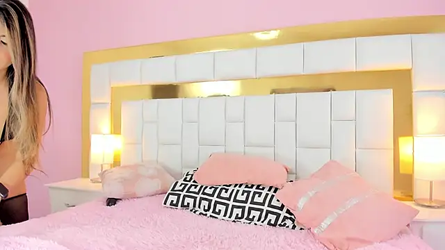 Snapshot of vanesa_manson chatting on March 4, 3:26 pm vanesa manson online show from March 4, 3:26 pm