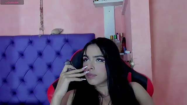 Cloeandtyfanny online show from January 10, 9:02 am
