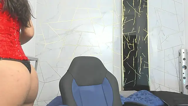 Cloeandtyfanny online show from September 19, 3:19 am