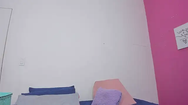 Snapshot of little_sam_ chatting on February 1, 3:08 am little sam online show from February 1, 3:08 am