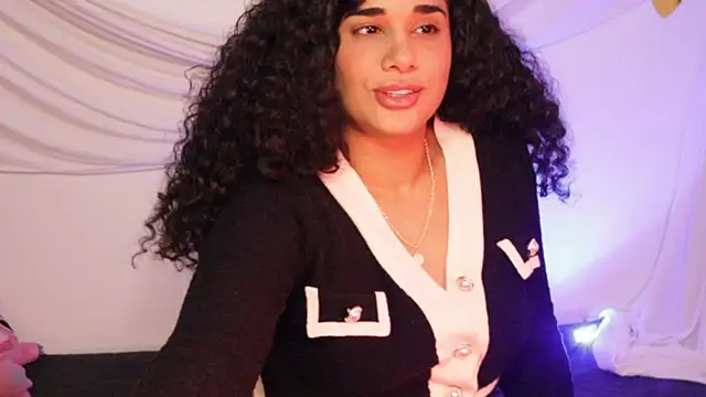 Mysensualbrunette1 online show from March 1, 5:42 am