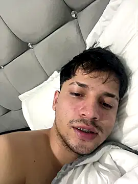 Issac james  online show from October 1, 2:06 am